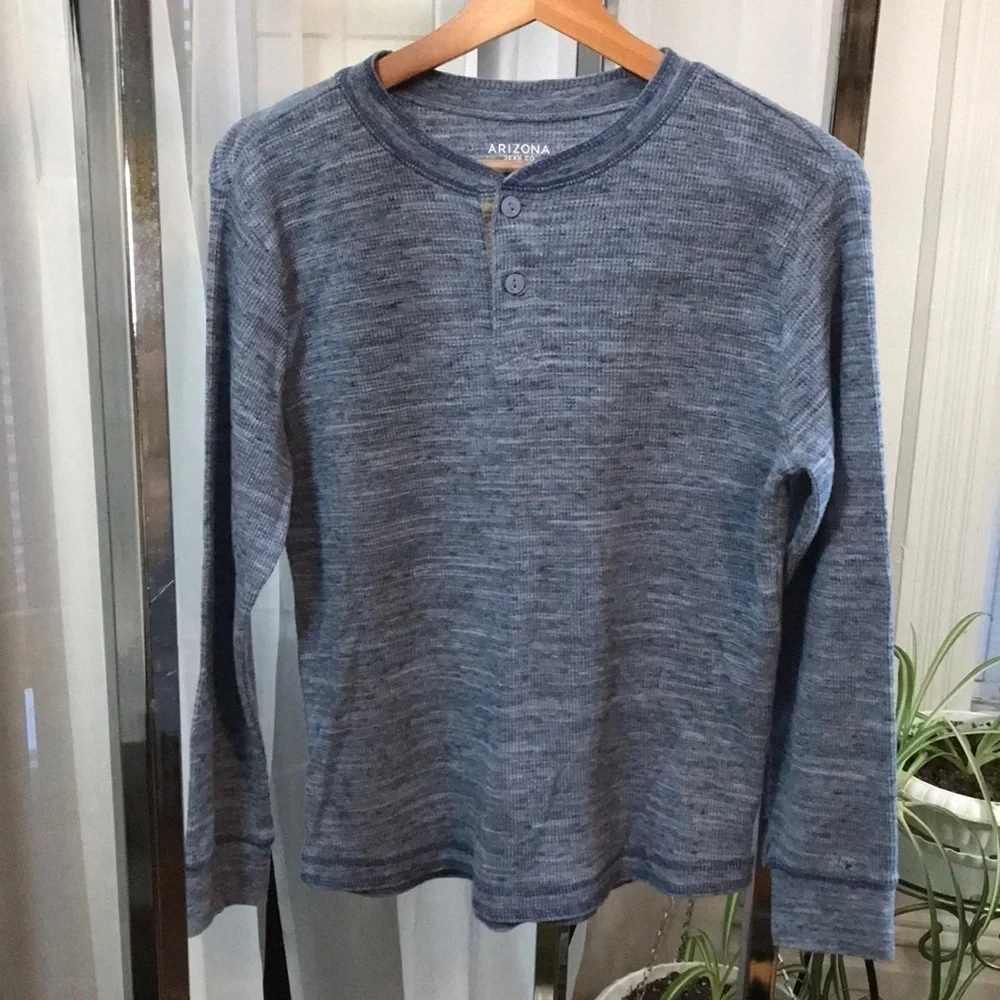 ARIZONA JEAN COMPANY Long Sleeved Waffle-Knit Henley for Men—Sz L